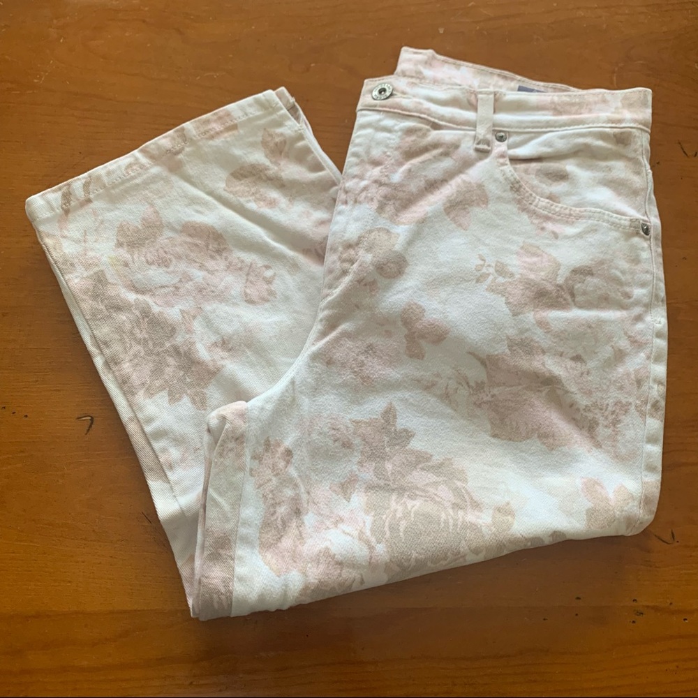 Gloria Vanderbilt Cropped Floral Denim Jean